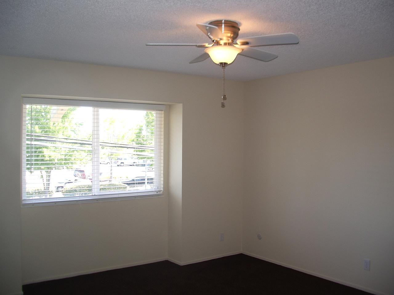 680 Lincoln Ave #10 - Photo 2 of 5