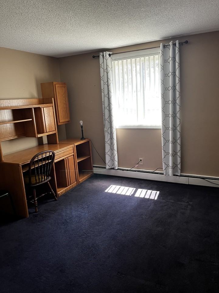 8121 Valle Dr #A5 - Photo 2 of 10