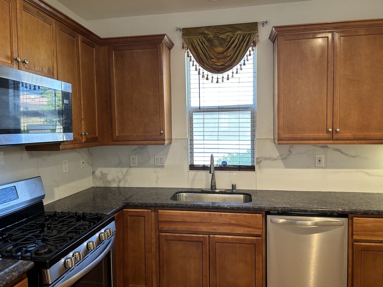 31750 Paseo De Castaic #NA - Photo 6 of 14