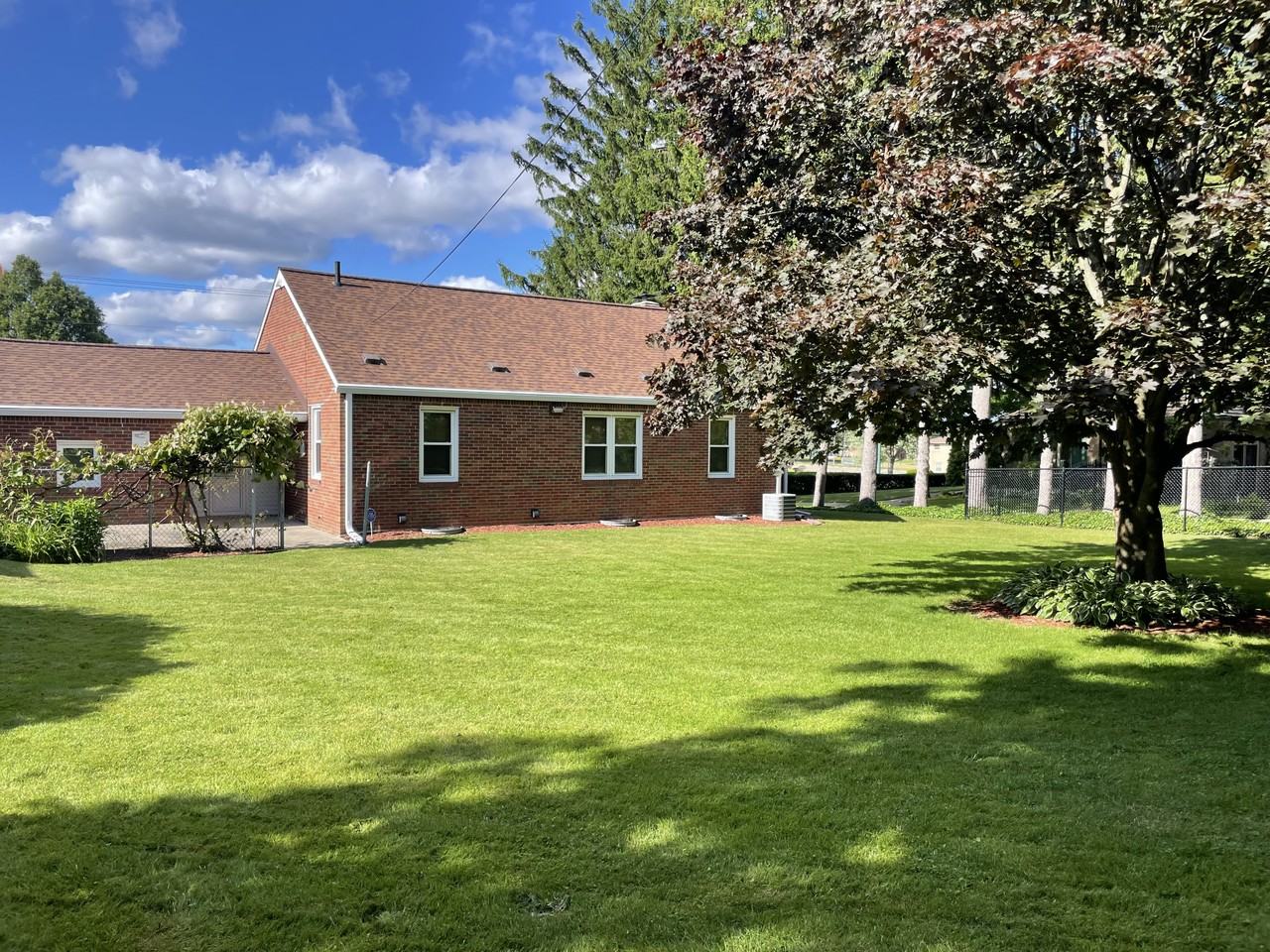 244 25th St Nw #NA - Photo 5 of 23