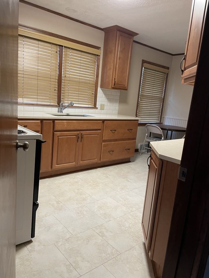244 25th St Nw #NA - Photo 6 of 23