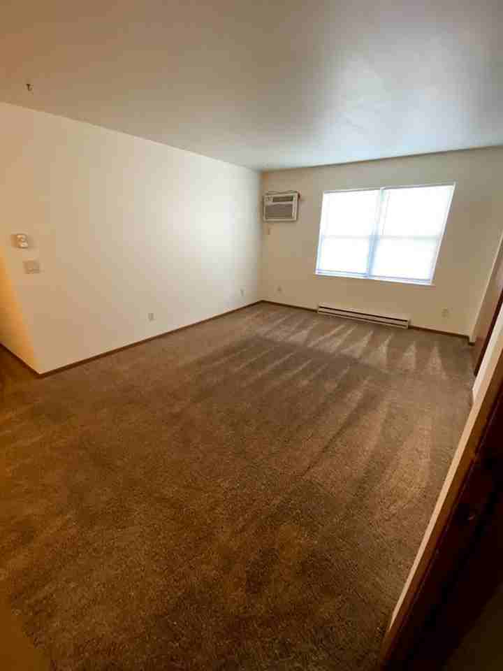 2120 Sylvan Way Apartments - Photo 2 of 24