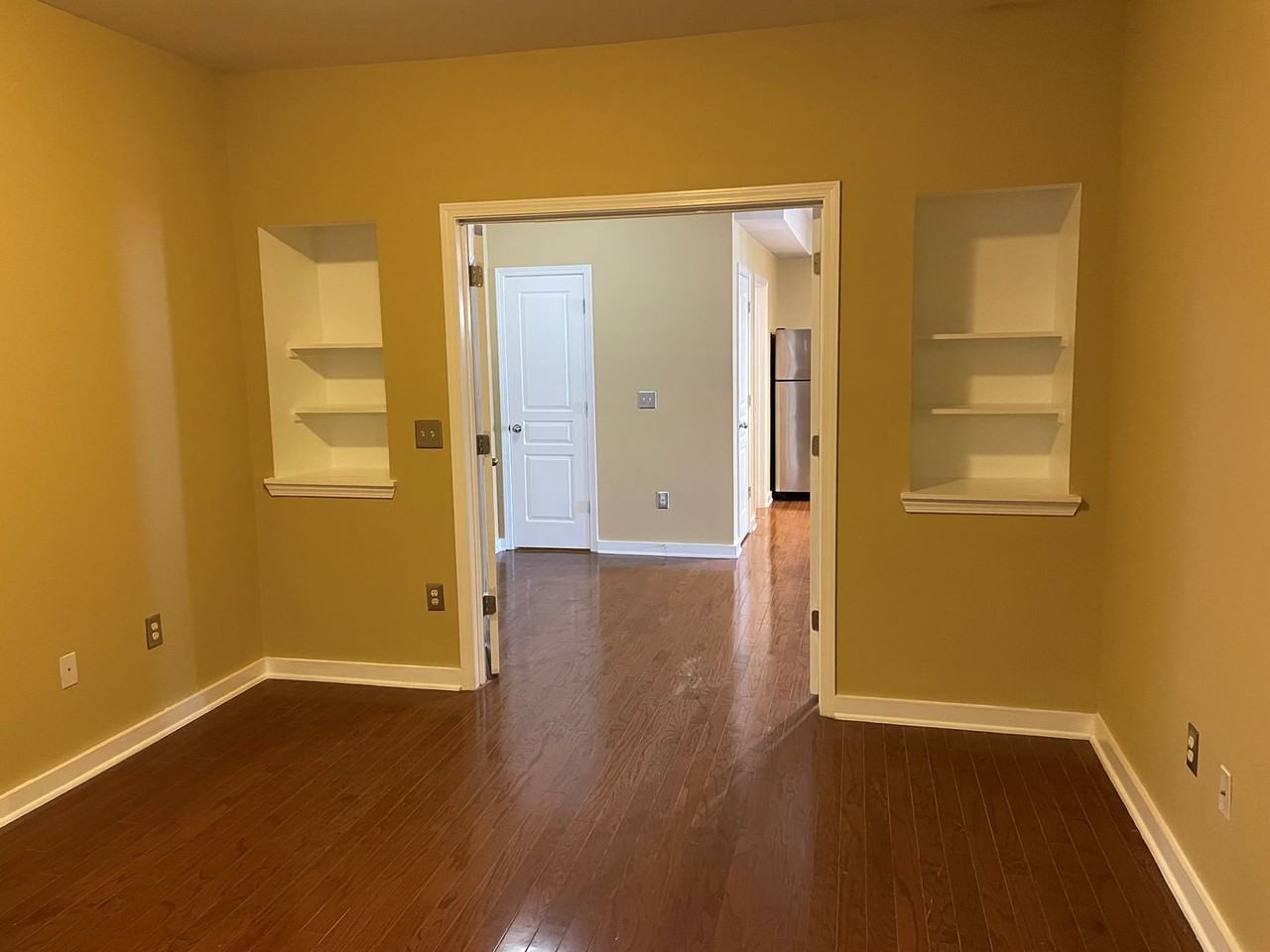 401 20th St S #403 - Photo 7 of 14