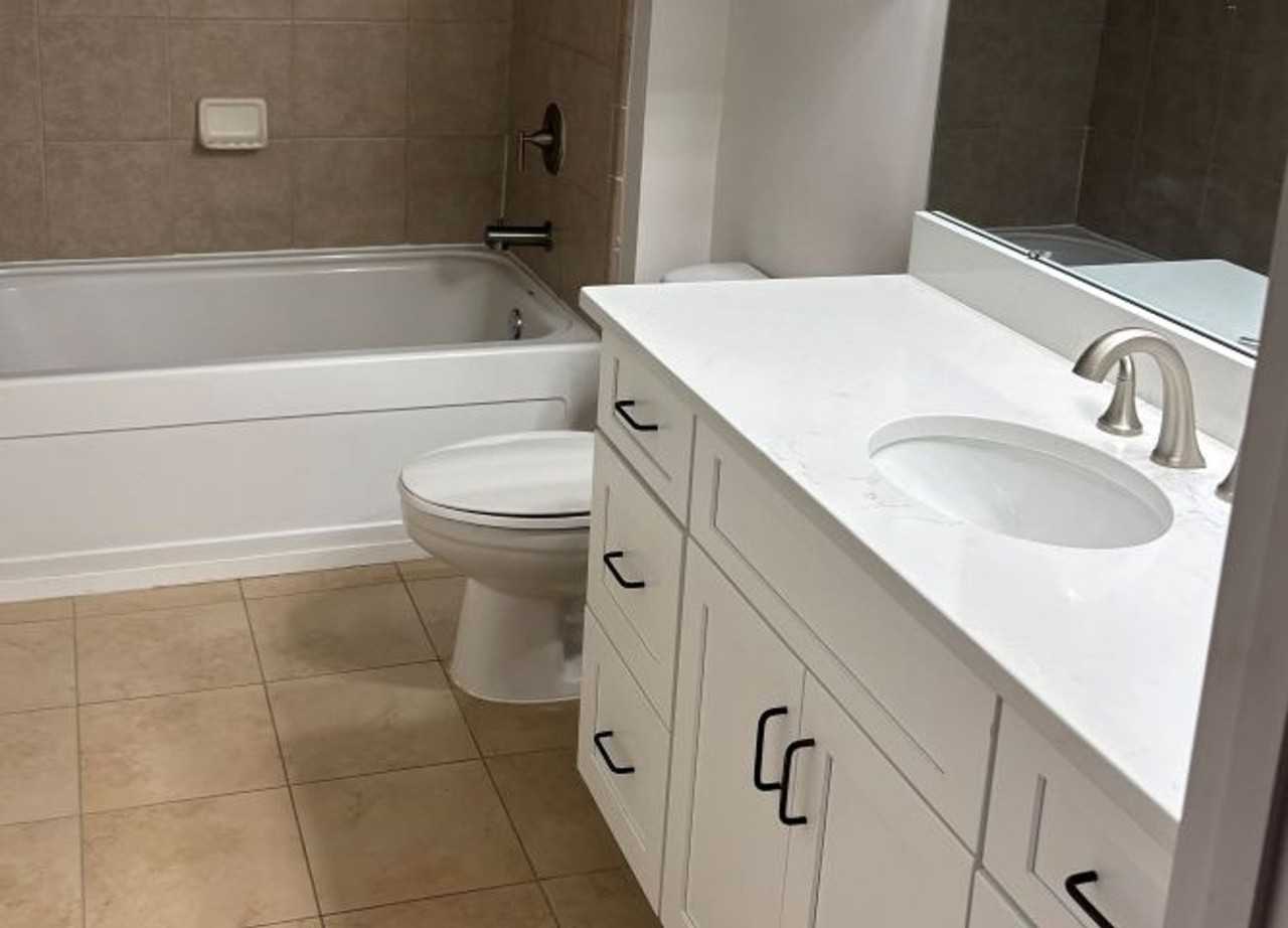 2020 5th Ave S #139 - Photo 6 of 8