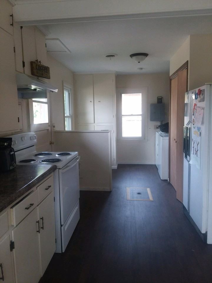 702 Main St - Photo 2 of 11