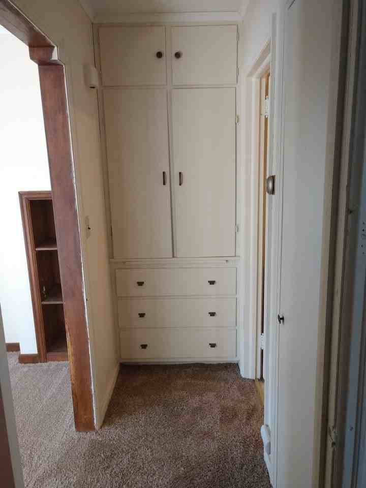 702 Main St - Photo 6 of 11