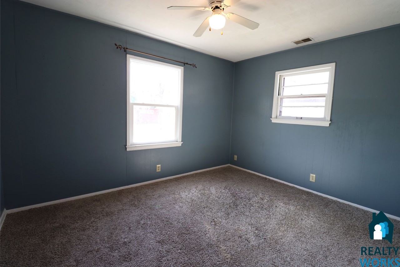 1116 Stillwater Ave - Photo 6 of 11