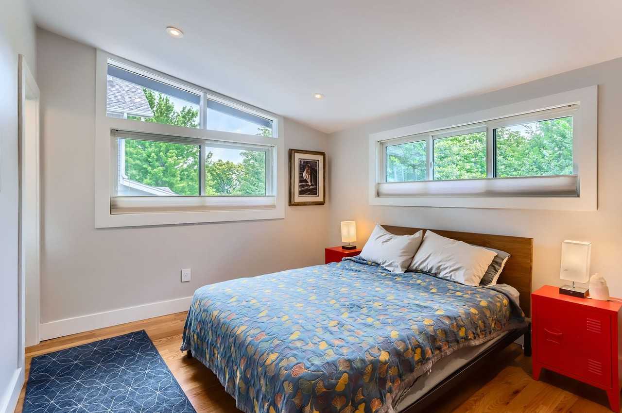 2905 17th St - Photo 3 of 28