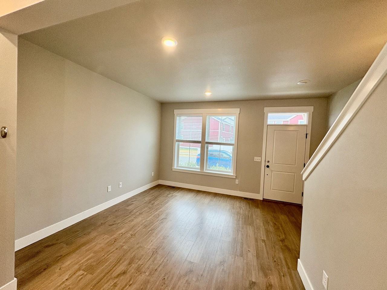 6111 Mollie Rose Ln - Photo 4 of 24