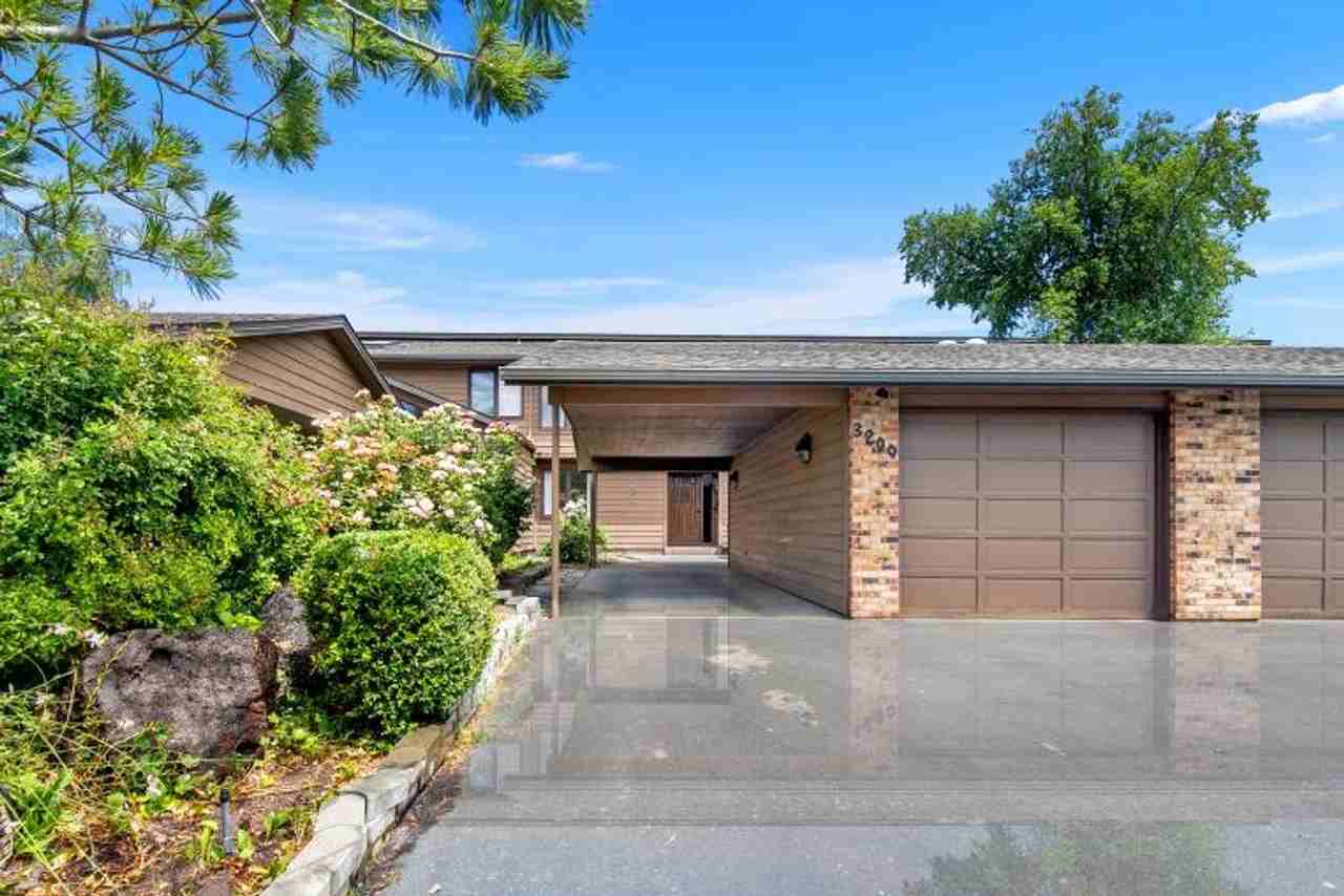 3200 W Catalina Ln - Photo 2 of 23