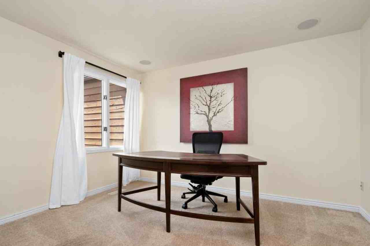 3200 W Catalina Ln - Photo 3 of 23