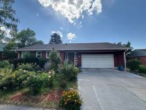 181 S 16th Pl - Photo 1 of 1