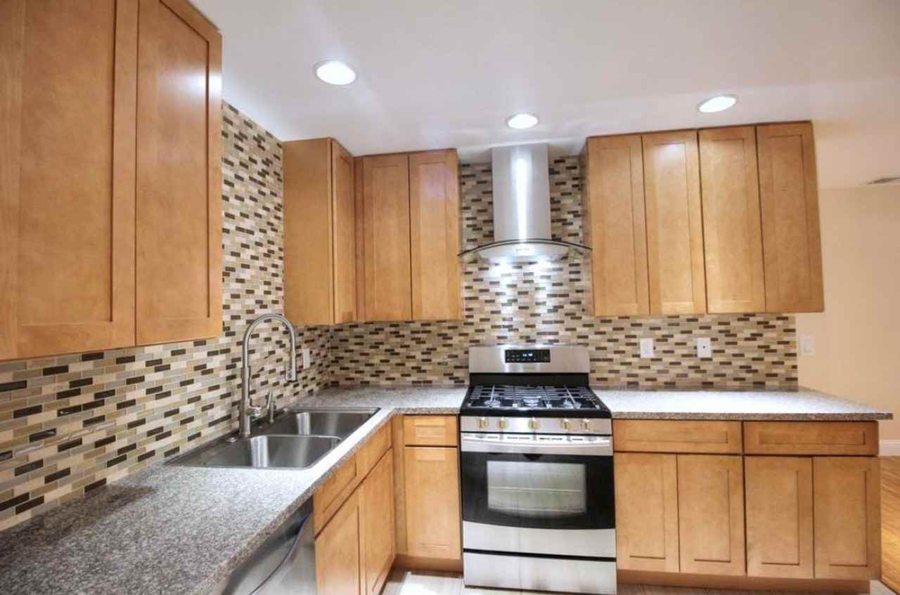 5317 President Ave - Photo 2 of 20