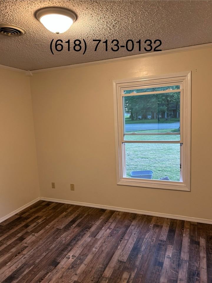 1400 Marilyn Dr #NA - Photo 6 of 10
