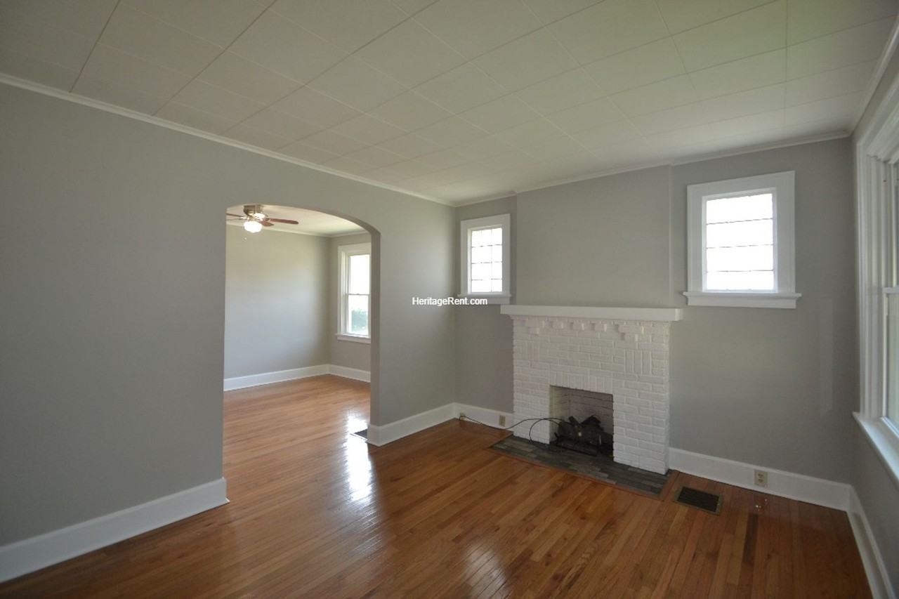 3400 Mayfair Ave - Photo 2 of 16