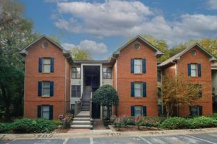 702 Garden Ct - Photo 1 of 1