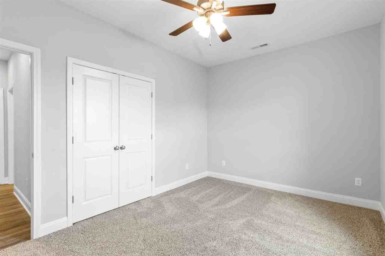 615 St George Way - Photo 5 of 39