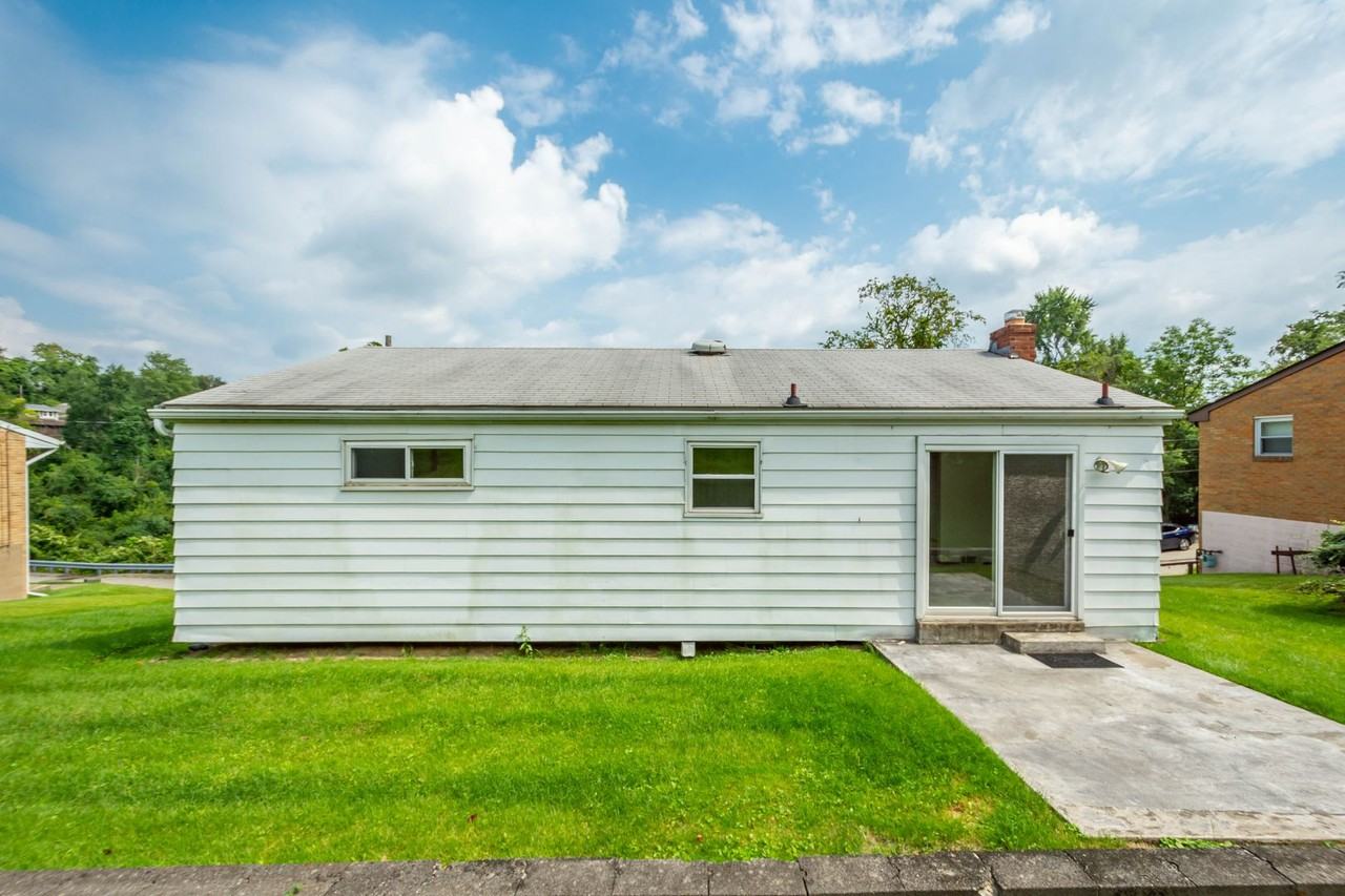 508 Doe Ter - Photo 3 of 26