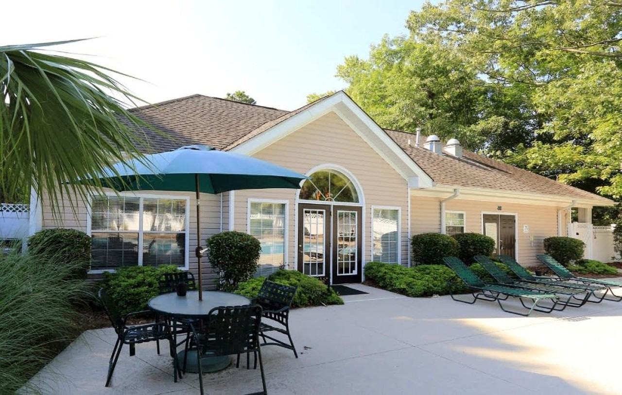 The Lily At West Ashley - Photo 4 of 22