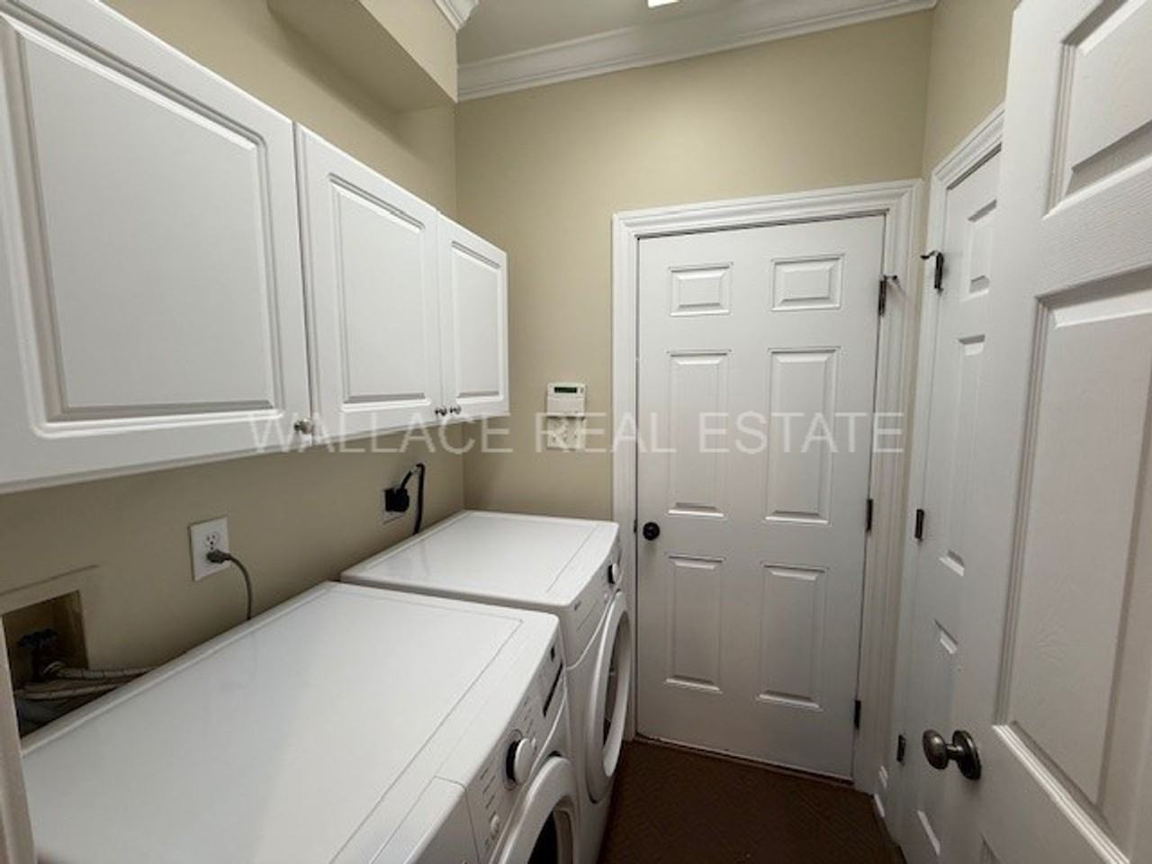 10912 Alvaros Ln - Photo 5 of 13