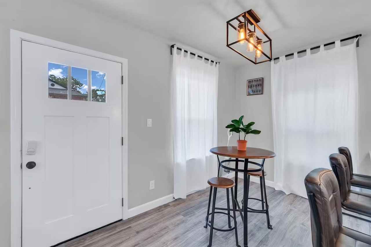 111 Mississippi St - Photo 2 of 18