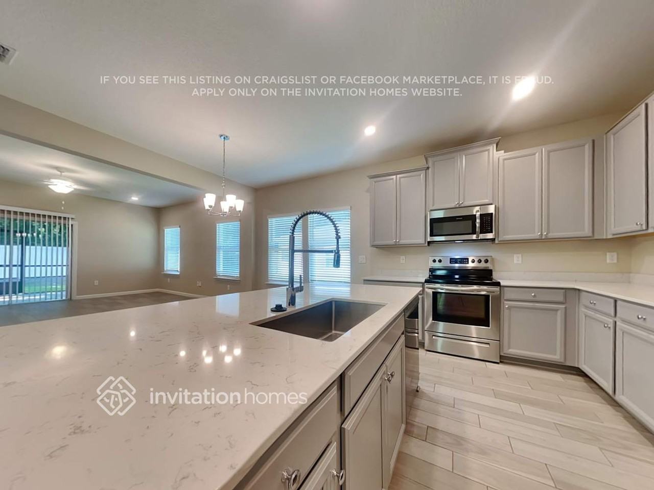 11238 Oyster Creek Rd - Photo 5 of 22