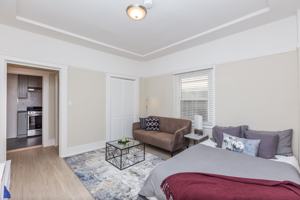 featured image of 324 Larkin St