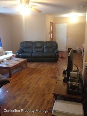 738 Midland Ave - Photo 3 of 8