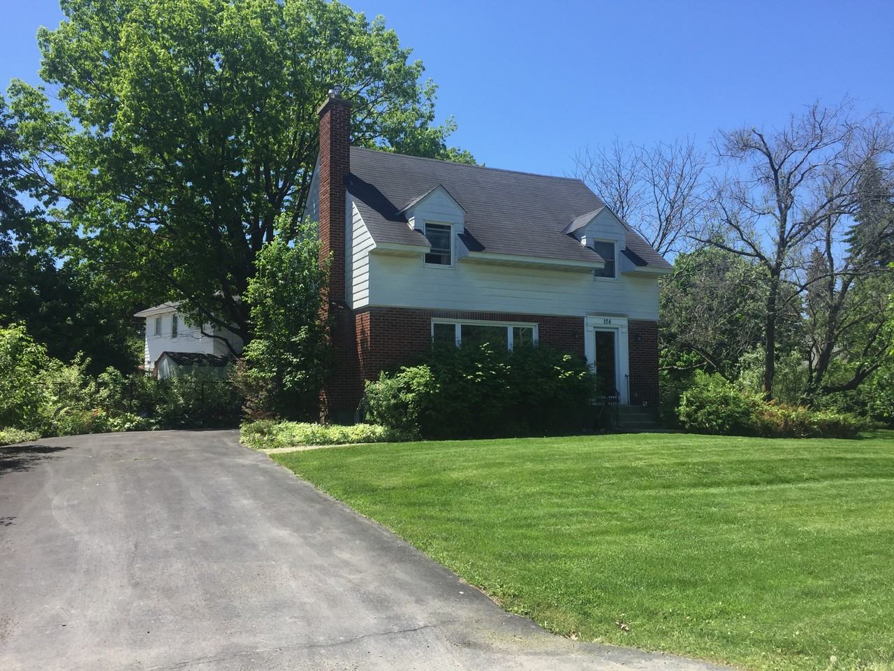 154 Sanford Avenue - Photo 2 of 12