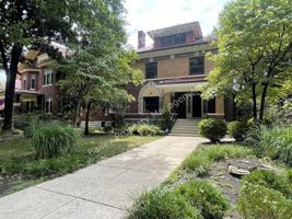 featured image of 1458 Cherokee Rd