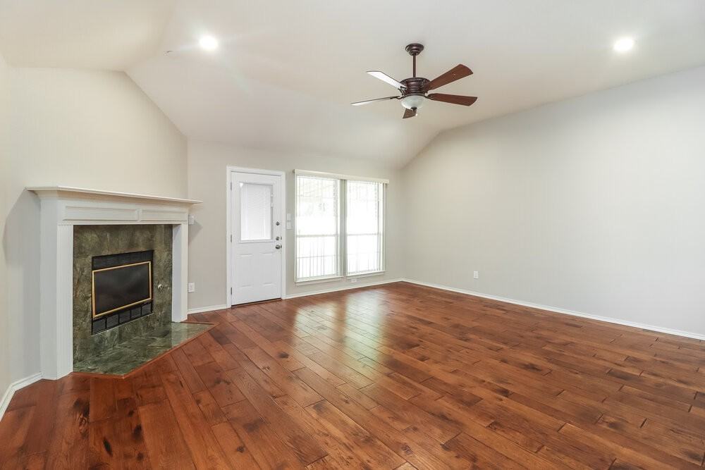 7824 Blossom Dr - Photo 4 of 16