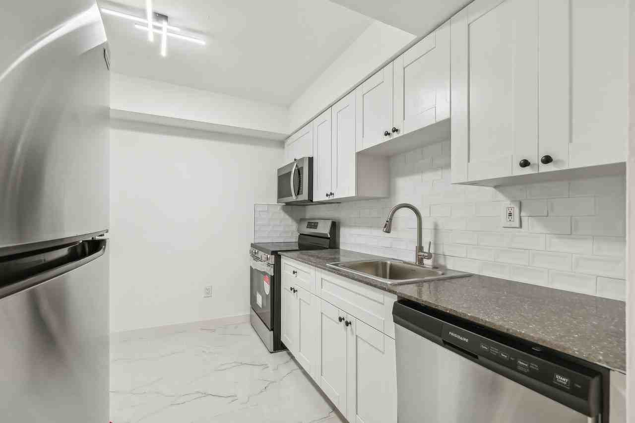 The Oaks Apartments - Photo 5 of 50