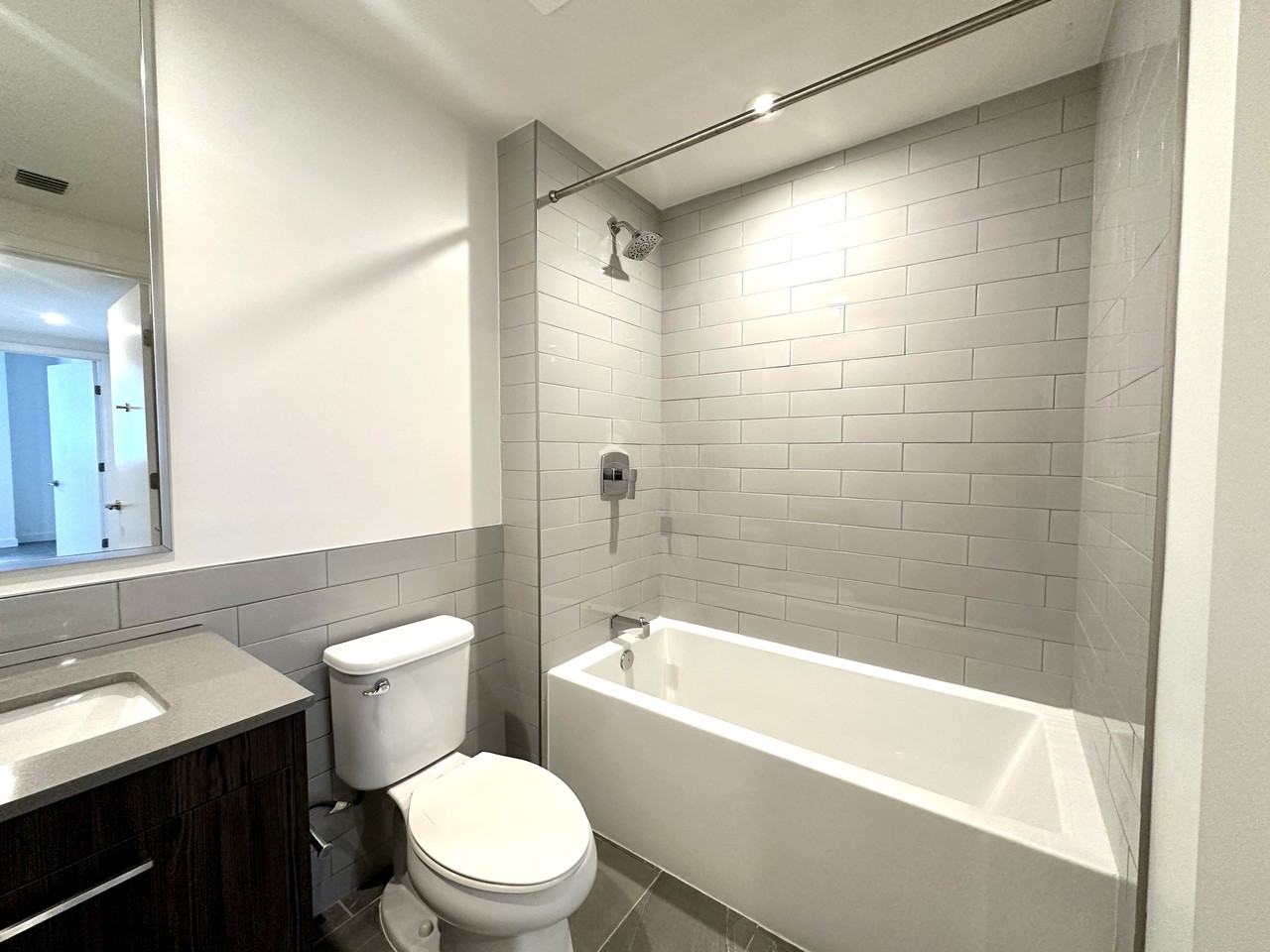 1945 Northwest 3rd Avenue #B3 - Photo 6 of 15