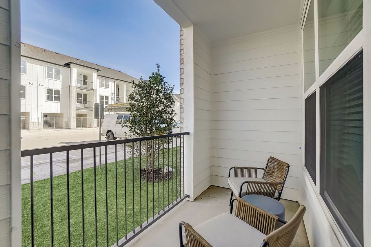 Forum Drive - Photo 5 of 9