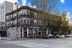 featured image of 1019 East Pike Street