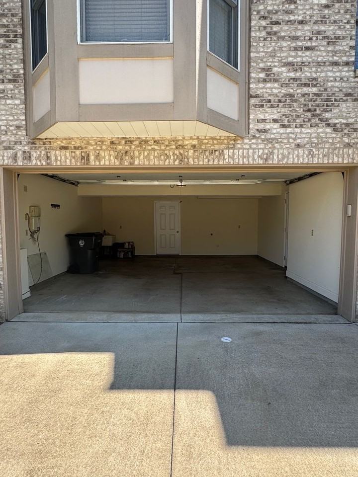 306 Pappan Dr - Photo 3 of 50