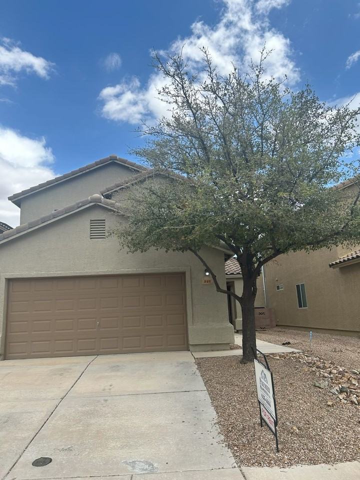 848 W Placita El Cauce Rico - Photo 2 of 29