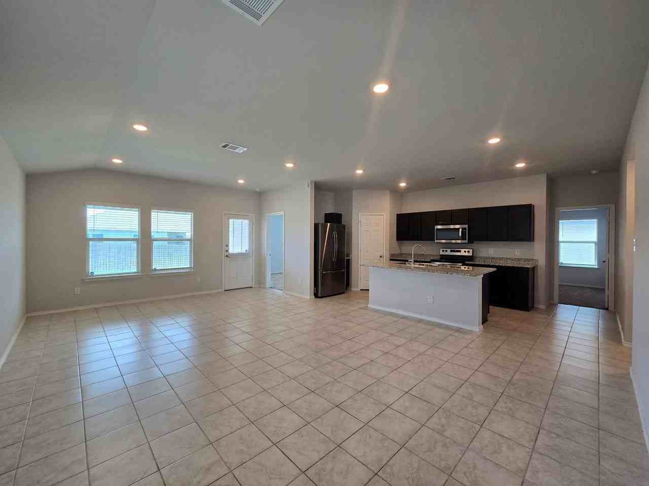 9704 Falme Ln - Photo 3 of 24