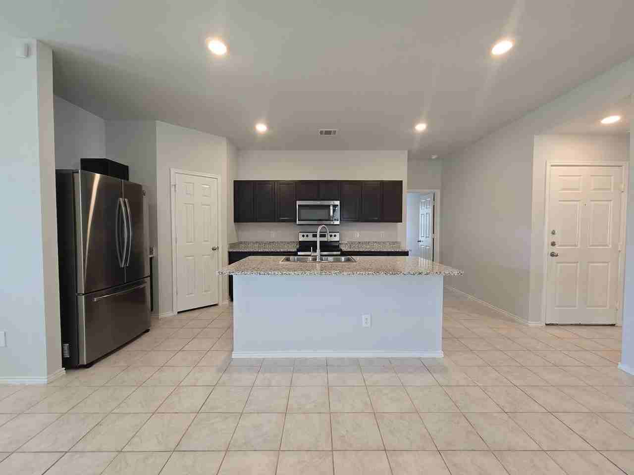 9704 Falme Ln - Photo 7 of 24