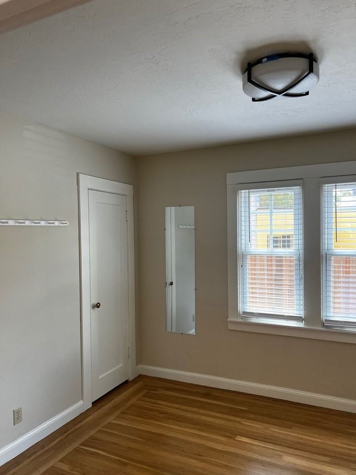 814 St Helena Ave - Photo 5 of 14
