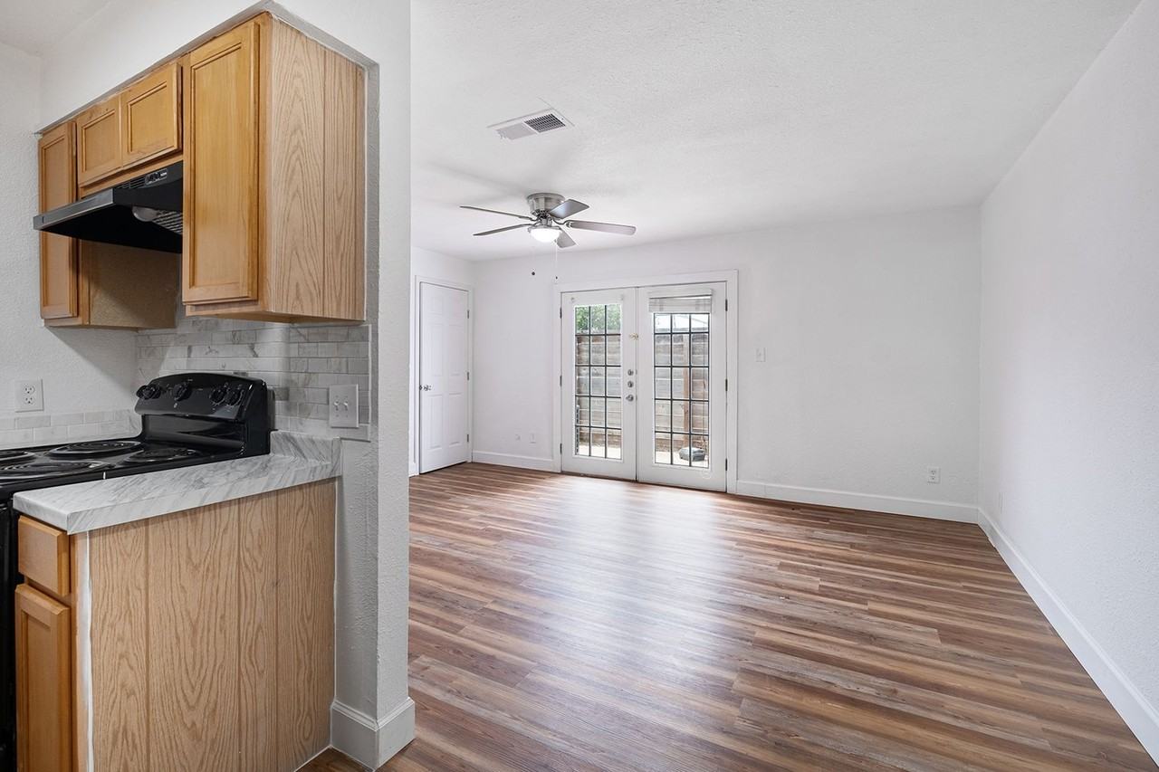 2217 Mission Hill Dr - Photo 6 of 37