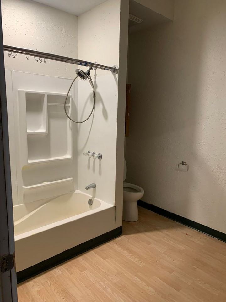 903 Main Street - Photo 2 of 13