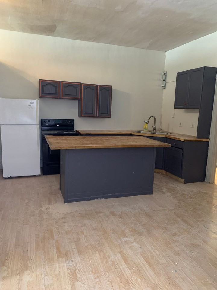 903 Main Street - Photo 5 of 13