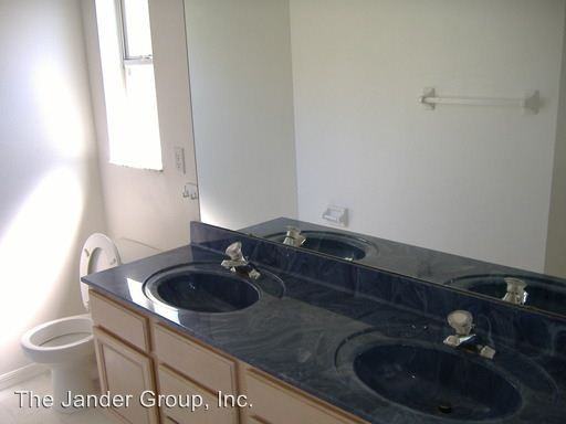 13452 Fordwell Dr - Photo 3 of 14