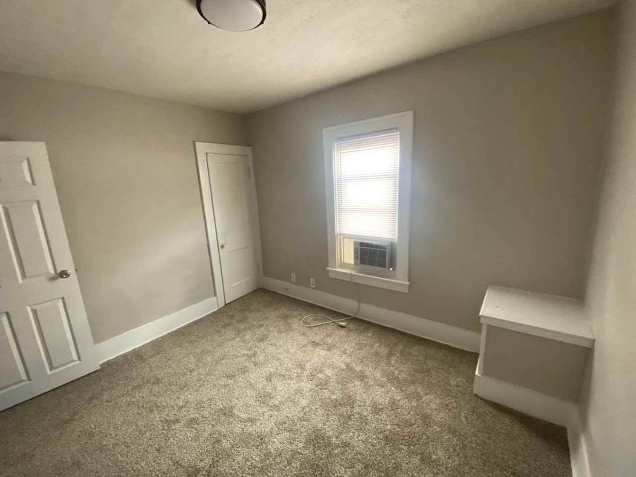 1469 N Grant Ave - Photo 7 of 12