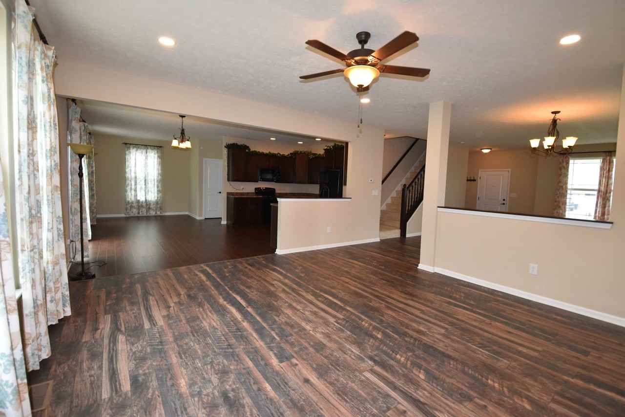 4567 W Lawrence Way - Photo 3 of 23