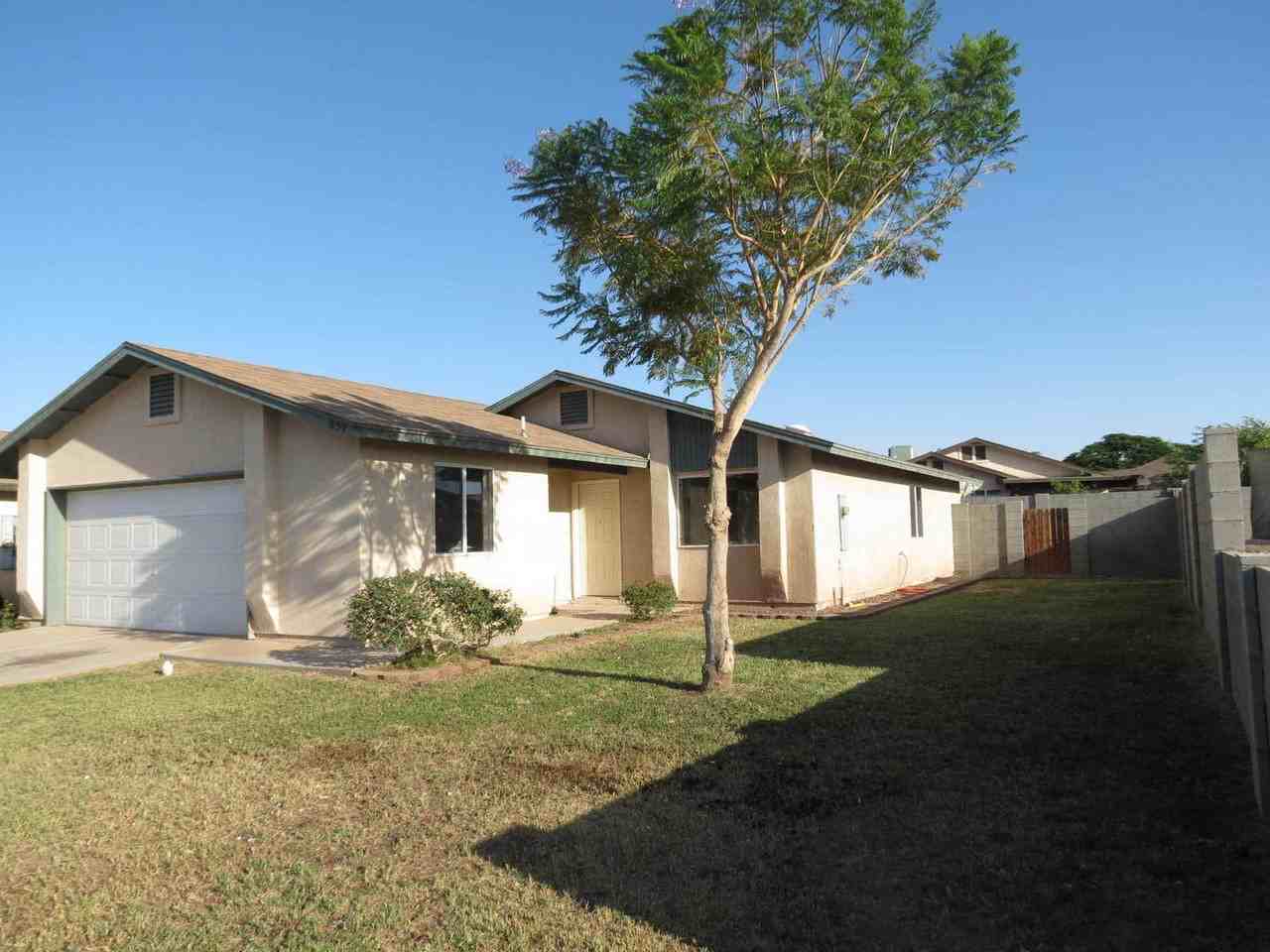 659 W Ramona St - Photo 2 of 13