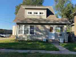 featured image of 135 N 30th St