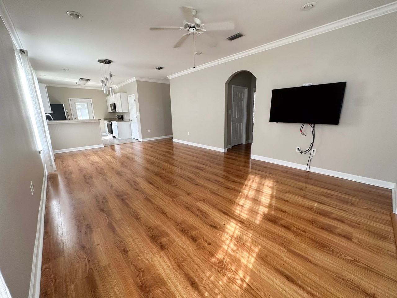 94 Trista Terrace Ct - Photo 4 of 27