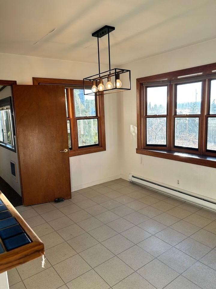 9526 Northwood Rd - Photo 6 of 22